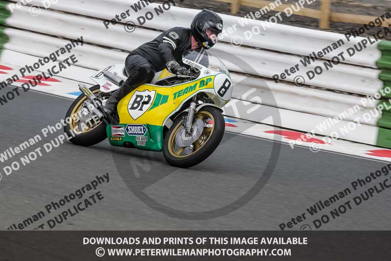 Vintage motorcycle club;eventdigitalimages;mallory park;mallory park trackday photographs;no limits trackdays;peter wileman photography;trackday digital images;trackday photos;vmcc festival 1000 bikes photographs